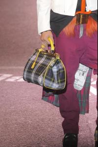 John_20Galliano_20High_20Quality_20Spring_20Summer_202009_20Mens_20Runway_20Pictures_20_318__jpg.jpg