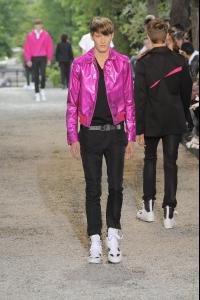 Dior_20Homme_20High_20Quality_20Spring_20Summer_202009_20Mens_20Runway_20Pictures_20_487__jpg.jpg