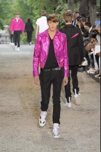 Dior_20Homme_20High_20Quality_20Spring_20Summer_202009_20Mens_20Runway_20Pictures_20_488__jpg.jpg