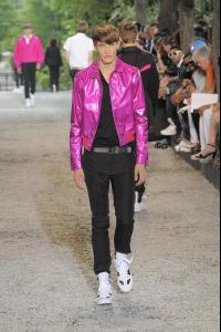 Dior_20Homme_20High_20Quality_20Spring_20Summer_202009_20Mens_20Runway_20Pictures_20_491__jpg.jpg