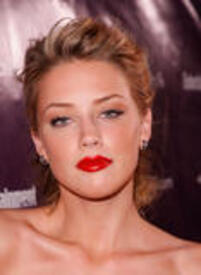 th_Amber_Heard-Comic-Con_2008_Entertainment_Weekly_and_Sci_Fi_Channel_party-03.jpg