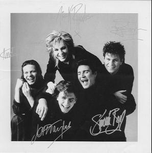 Duran_Duran__B___W_signed_promo___85.jpg