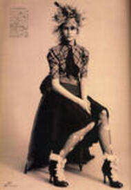 Eugenia_Volodina_Nippon_Vogue_sep_2004_Paolo_Roversi_4.jpg