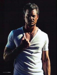 Eric_Dane_tshirt.jpg