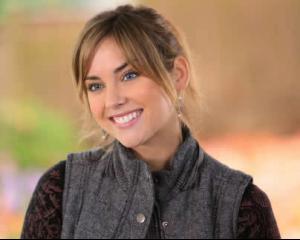 Jessica_Stroup.jpg