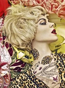 98128_VOGUE_PATTERNS_Vogue_Italia_Dec_2007_Steven_Meisel_nv10_122_176lo.jpg