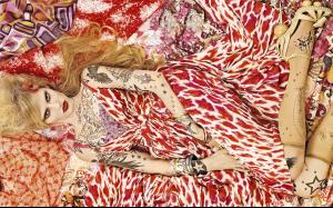 98262_VOGUE_PATTERNS_Vogue_Italia_Dec_2007_Steven_Meisel_nv15_122_781lo.jpg