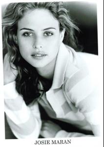 050727_josie_maran_need_for_speed_2.jpg