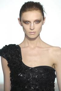 olga_sherer___fall_2008_couture___Valentino_4.jpg
