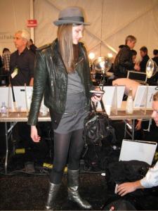 bette_Anna_Sui_Fall_2008_Backstage3.jpg