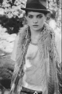 kika_rose_ridley91.jpg