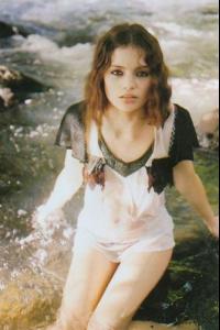 kika_rose_ridley93.jpg