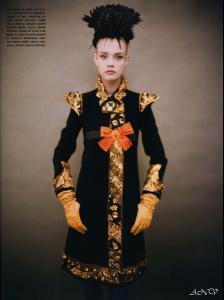 Nat_Vogue_ITSep06___Like_a_Painting_by_Paolo_Roversi_LJ__sinfulcesar94.jpg
