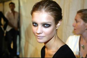 nat_Yves_Saint_Laurent_Spring_2003_Backstage4.jpg