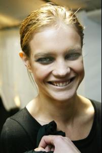 nat_Yves_Saint_Laurent_Spring_2003_Backstage94.jpg