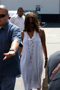 Halle_heading_to_the_dentist_16.jpg