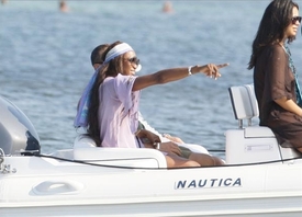 Naomi_Campbell_French_Riviera_32.jpg