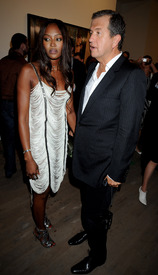 Naomi_Campbell_at_the_Obsessed_By_You_exhibition_18.jpg