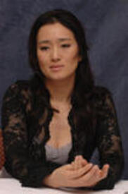 th_celebrity_city_Gong_Li_25.jpg