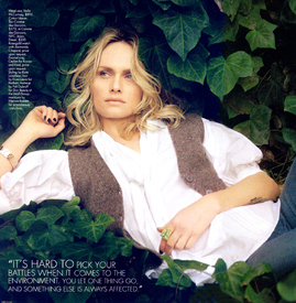 amber_valletta_elle_may07_3.jpg