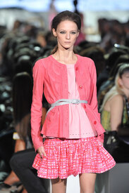 tyJustCavalliSpringSummer2009WomensRunwayPictures235_jpg.jpg