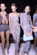 th_07c7c123773498.gif