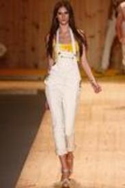 th_Colcci_Verao2009_DaianeConterato_01.jpg