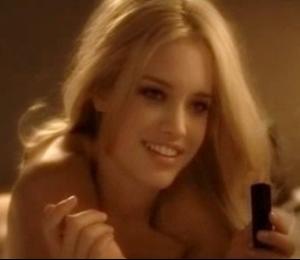 Julie_Chanel_9.jpg