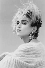 szavy_Madonna_Steven_Meisel_Photoshoot_1983_for_Madmoiselle_03.jpg