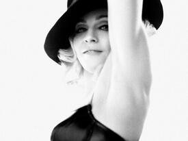szavy_Madonna_Tom_Munro_Photoshoot_2008_12.jpg