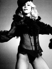 szavy_Madonna_Tom_Munro_Photoshoot_2008_33.jpg