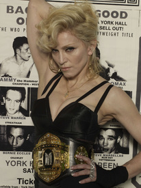 szavy_Madonna_Steven_Klein_Photoshoot_2008_106.jpg