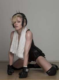 szavy_Madonna_Steven_Klein_Photoshoot_2008_136.jpg