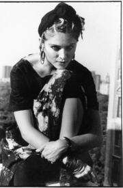 szavy_Madonna_Kate_Simon_Photoshoot_1983_03.jpg