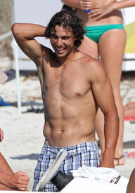 Rafa has World Cup fever q4P5nmYs4Wyl.jpg