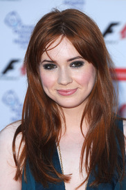 KarenGillan_2011GreatOrmondStreetF1Party_July6th_007.jpg