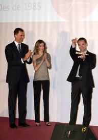 Princess Letizia Prince Felipe Spain Letizia jZFIy17MwAll.jpg