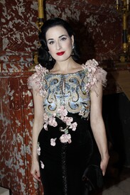 DitavonTeese32.jpg