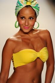 AdrienneBailon_NicolitaSwimwearshow_Miami_180711_044.jpg