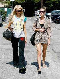 Paris and Nicky Hilton out shopping in Brentwood together888lo.jpg