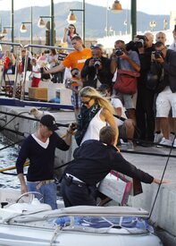 91837_Bar_Refaeli_and_David_Fisher_out_in_Saint_Tropez_France_July_19_2011_001_123_125lo.jpg