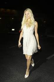 Paris Hilton - At Nobu in Malibu July 22 2011(1).jpg