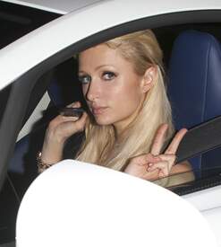 Paris Hilton_OutandaboutinWestHollywooddrivingherCarinLosAngelesJuly2620110726.jpg