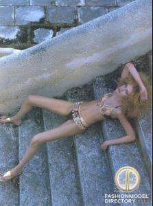 000000018329-anita_almasi-fullsize.jpg