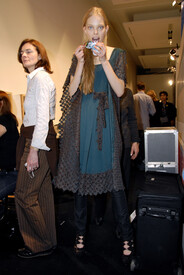 MarniFall2007BackstageBO1RcSz1Zgxx.jpg