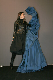 CelineFall2008BackstagemspWoeFqUlgx.jpg