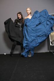 CelineFall2008BackstagestwUKz7_IPqx.jpg