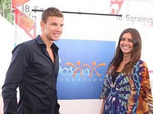 pictures_2012_july_Edin_Dzeko_Amra_Silajdzic_SFF_klix_428662019.jpg