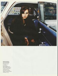 Harper's_Bazaar_RU_03-2002_Ph-Hellin_Kay_5.jpg