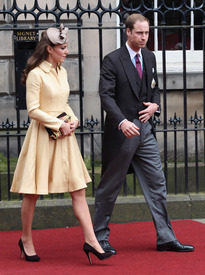 497250959_celebutopia_catherine_duchess_of_cambridge_scotland_july5_cu_olya12_122_376lo.jpg